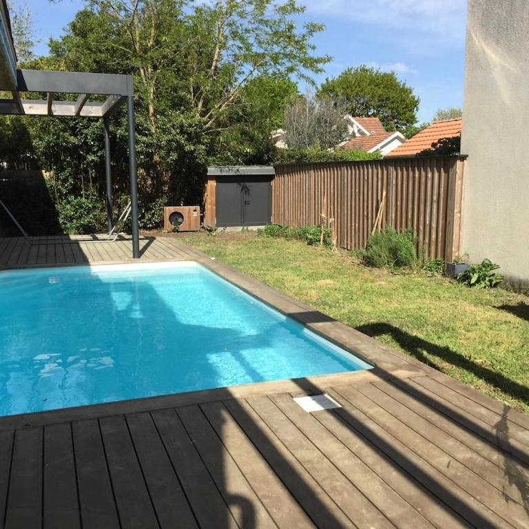 Villa with pool, beach, and downtown Andernos - Villa - 26