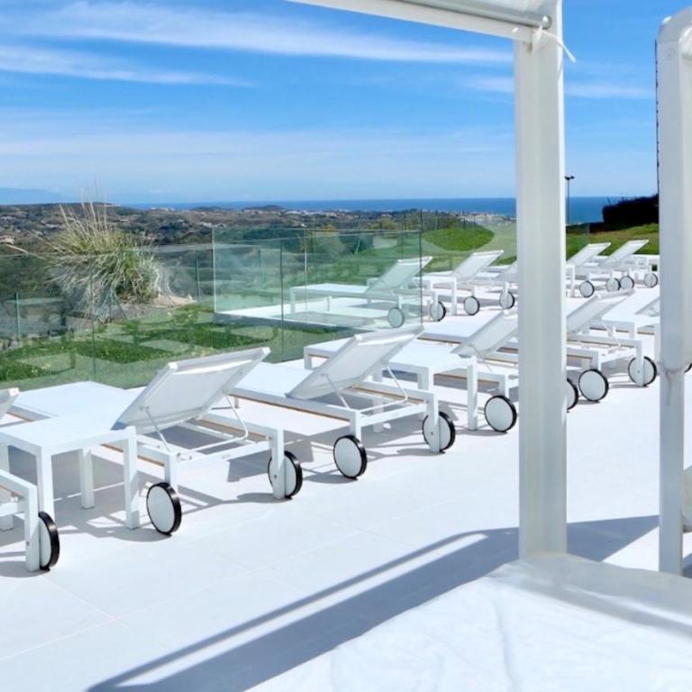 Chill in the Outdoor Lounge Bohemian-Chic Hideaway - Apartamento de 2 dormitorios con terraza y vistas al mar - 38