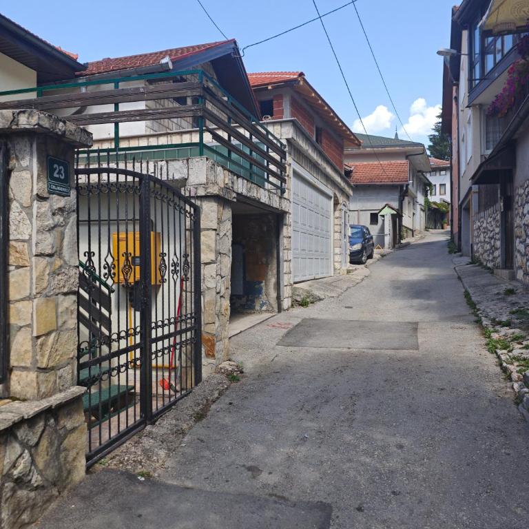 The View Sarajevo - Apartment mit 2 Schlafzimmern und Balkon - 19
