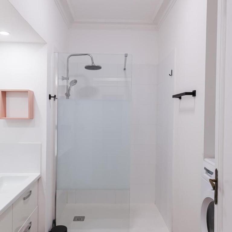 Elegant 2-bedroom apartment Carré d'Or Bordeaux 2 Bedrooms - Appartement 2 Chambres - 12