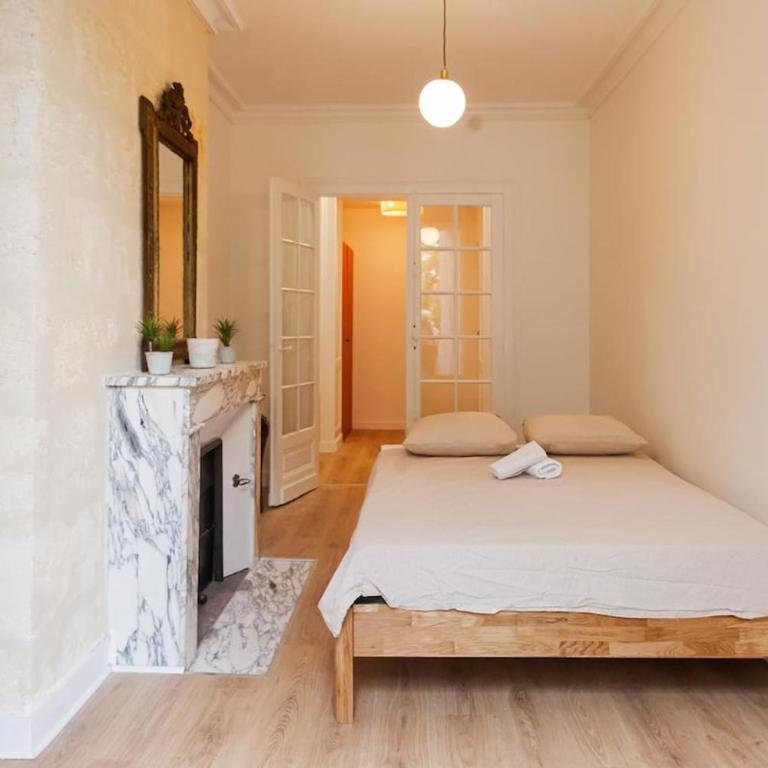 Elegant 2-bedroom apartment Carré d'Or Bordeaux 2 Bedrooms - Appartement 2 Chambres - 23