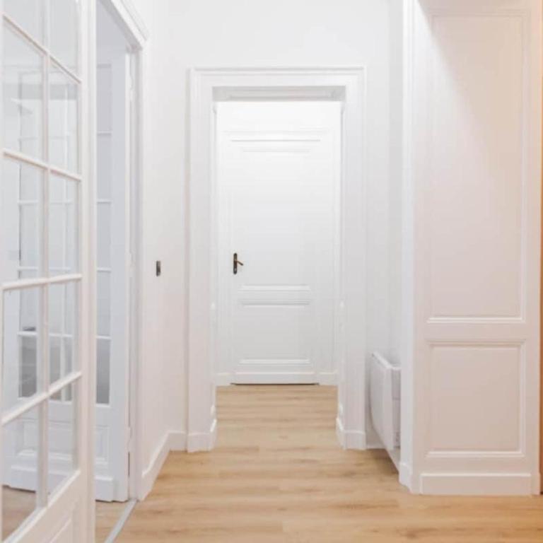 Elegant 2-bedroom apartment Carré d'Or Bordeaux 2 Bedrooms - Appartement 2 Chambres - 24