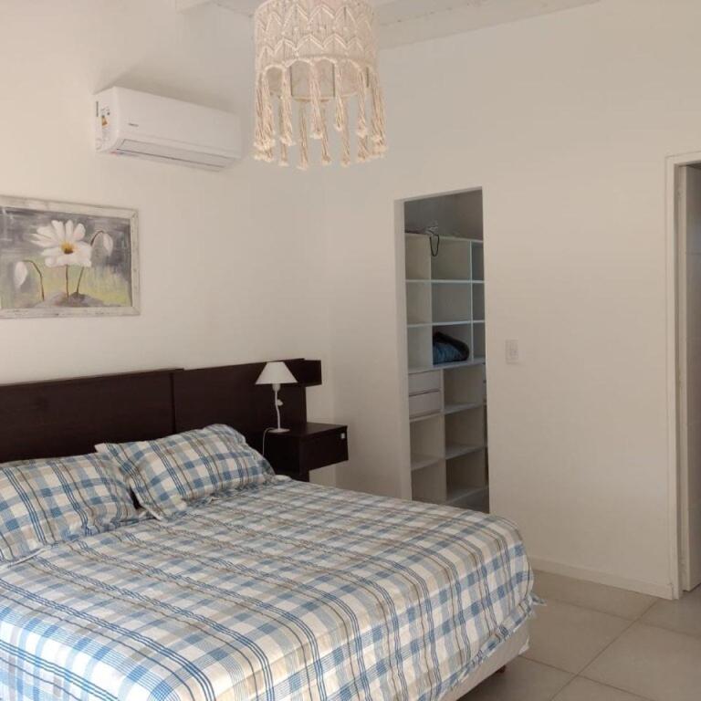 Excelente Casa Golf 2 Costa Esmeralda- Pinamar - Four-Bedroom House - 9