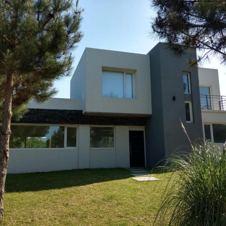Excelente Casa Golf 2 Costa Esmeralda- Pinamar - Four-Bedroom House - 15