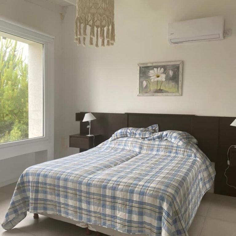 Excelente Casa Golf 2 Costa Esmeralda- Pinamar - Four-Bedroom House - 22