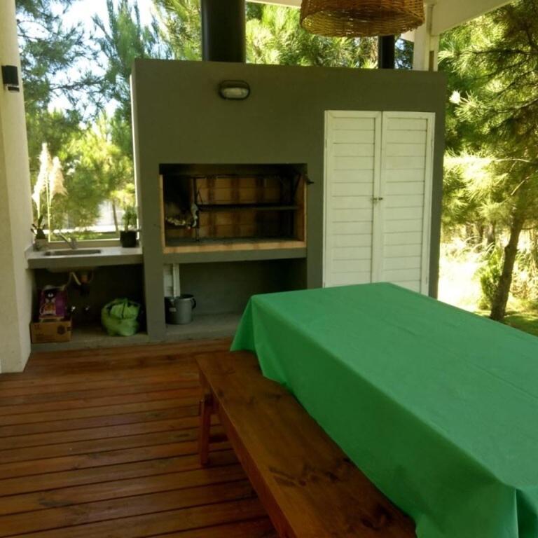 Excelente Casa Golf 2 Costa Esmeralda- Pinamar - Four-Bedroom House - 25