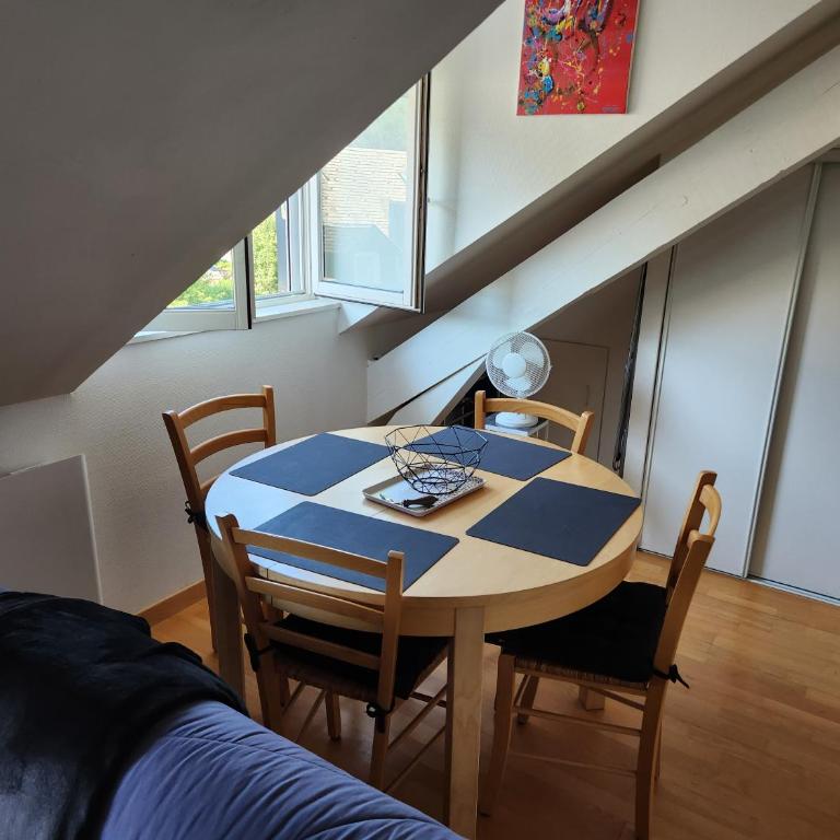 Agréable T2 plein centre parking privé - Appartement 1 Chambre - 4