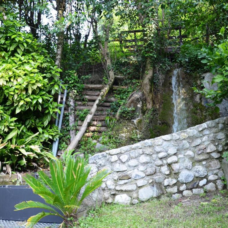 VALLE FIORITA 42 - Lake view apartment - Appartamento con Vista Lago - 36