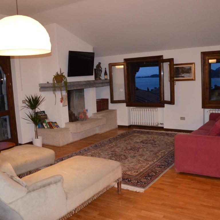 VALLE FIORITA 42 - Lake view apartment - Appartamento con Vista Lago - 27