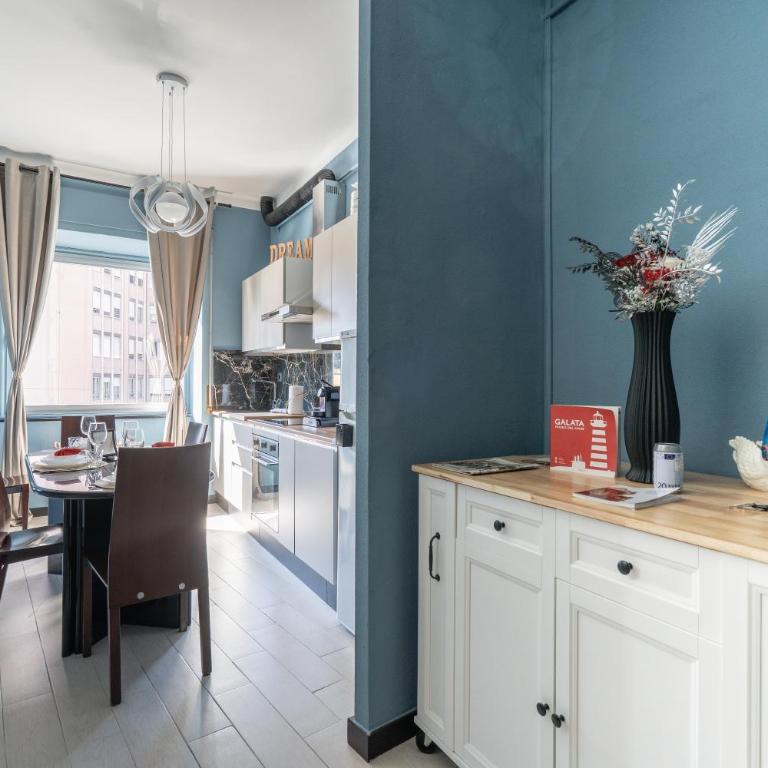 City Genoa Apartment Ferry Terminal - Two-Bedroom Deluxe Apartment - 11