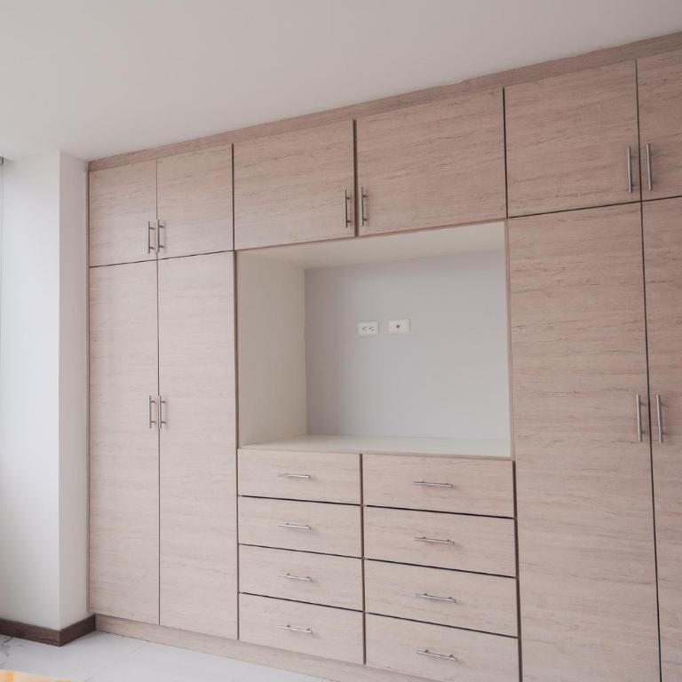 Suite moderna con vista, gym y garaje en Quito - One-Bedroom Apartment - 4