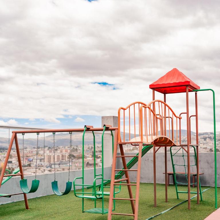 Suite moderna con vista, gym y garaje en Quito - One-Bedroom Apartment - 19