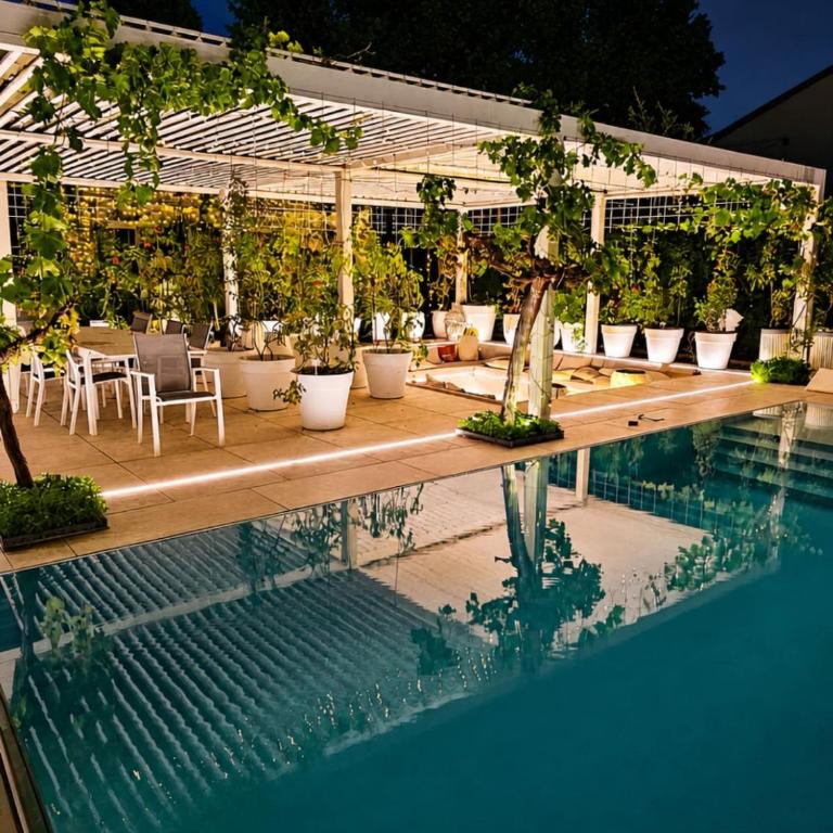 Luxurious large Home, Pool, Garden, Koi Pond - Appartamento con 2 Camere da Letto e con Piscina Privata - 20