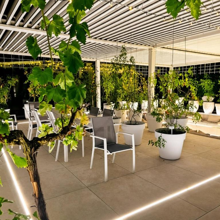 Luxurious large Home, Pool, Garden, Koi Pond - Appartamento con 2 Camere da Letto e con Piscina Privata - 40