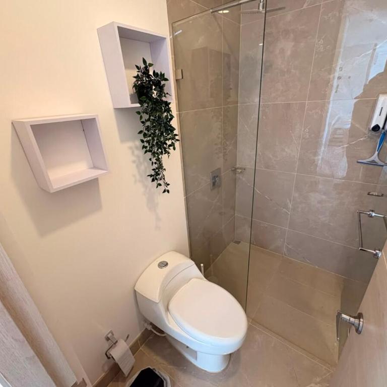Amplio Apartamento Con Balcón - Apartamento de 3 dormitorios - 18