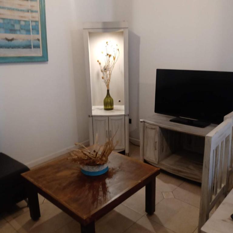 Casona céntrica alameda mendoza - Two-Bedroom Apartment - 7