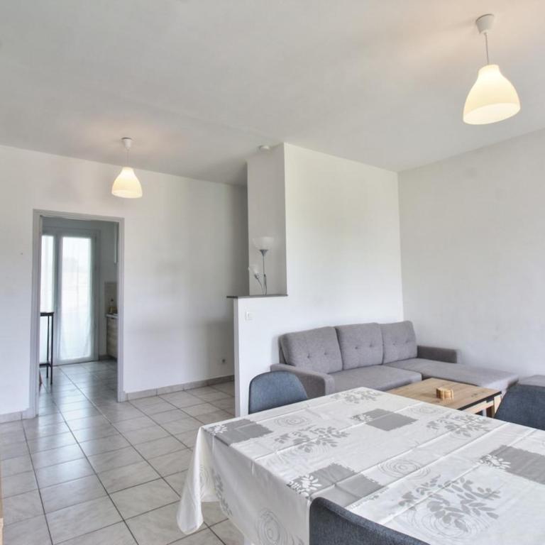L'agréable appartement Proche parking et clim - Chambre Double Économique - 28