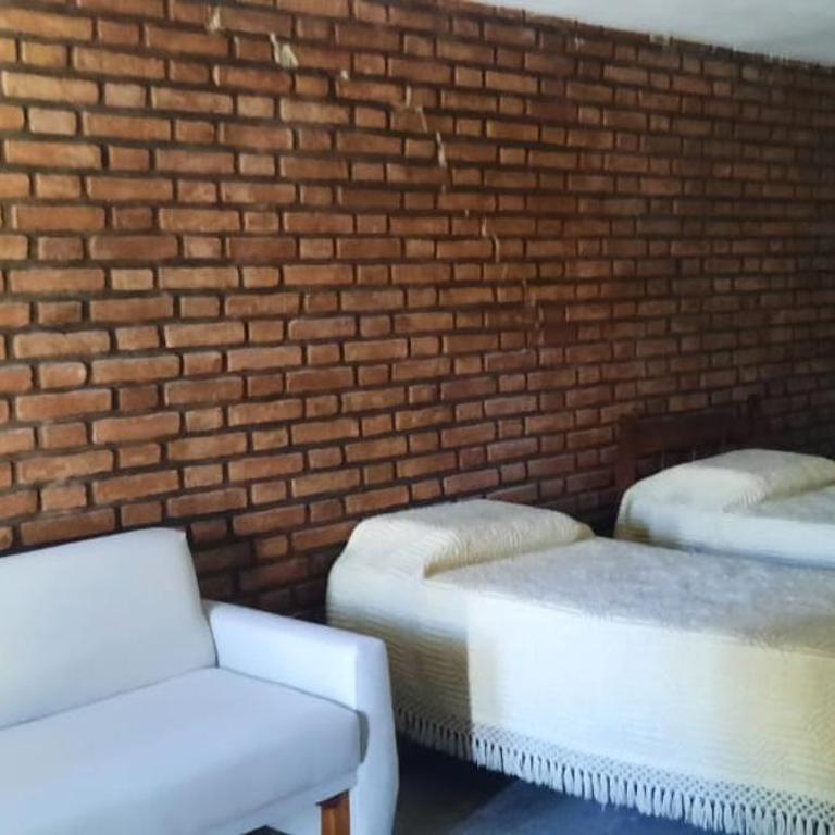 Casa cerca Estadio Único Madre de Ciudades - One-Bedroom House - 4