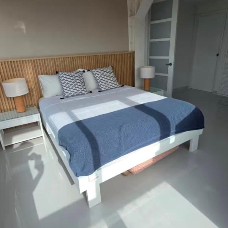 Point Bay APTS - Apartamento de 2 dormitorios - 2