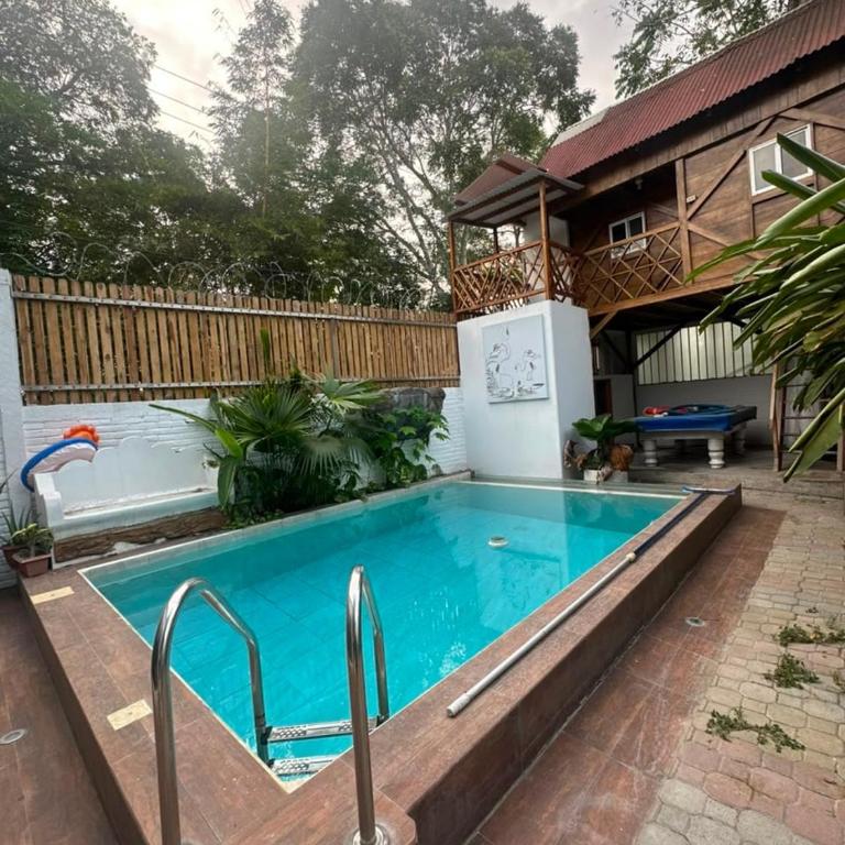 CASA CON PISCINA EN OLON A 3 Cuadras DE LA PLAYA - Villa - 1
