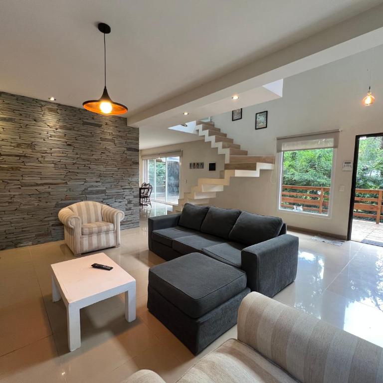 Casa moderna en Valeria del Mar - Three-Bedroom House - 1