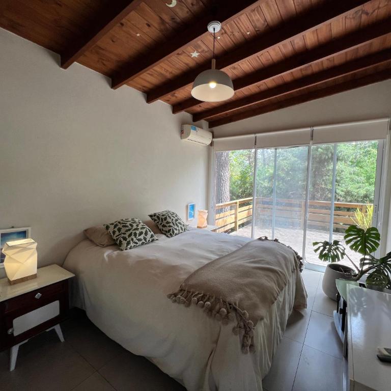 Casa moderna en Valeria del Mar - Three-Bedroom House - 35