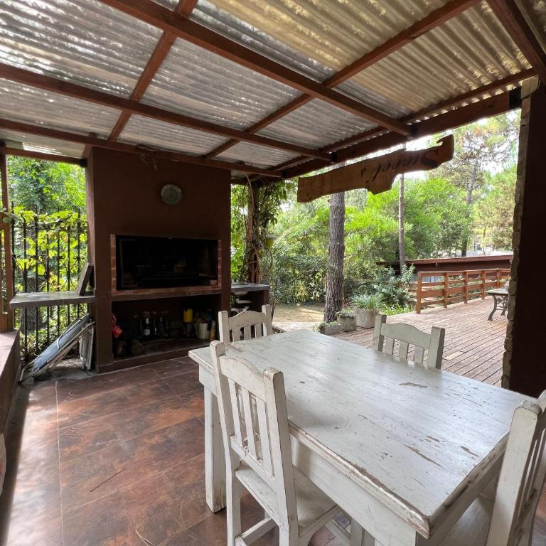 Casa moderna en Valeria del Mar - Three-Bedroom House - 40