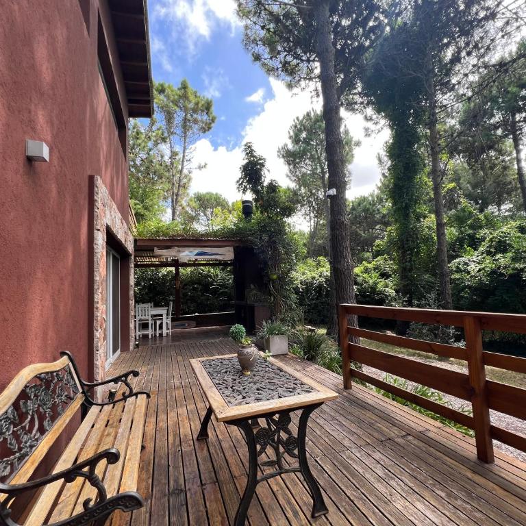 Casa moderna en Valeria del Mar - Three-Bedroom House - 48