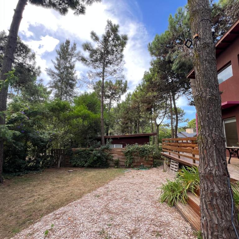 Casa moderna en Valeria del Mar - Three-Bedroom House - 50
