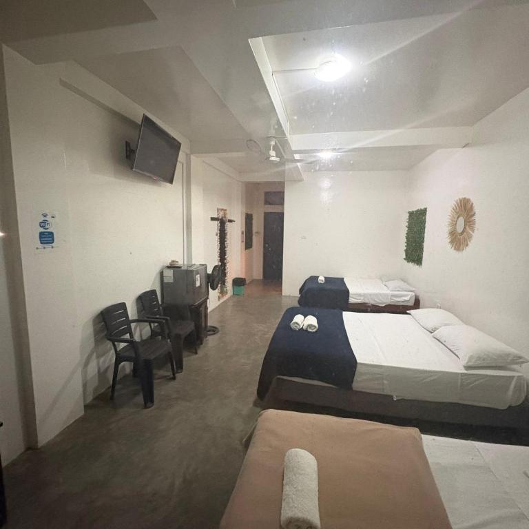 Loki Mancora Hotel - Deluxe Double Room with Extra Bed - 2