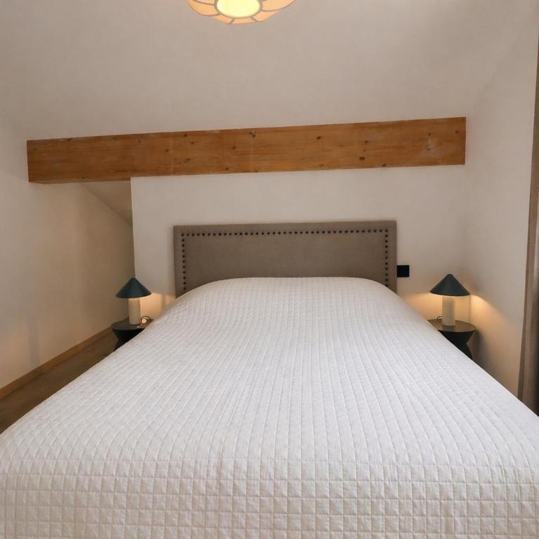 Grand duplex confortable - 12 pers. - Five-Bedroom Apartment - 7