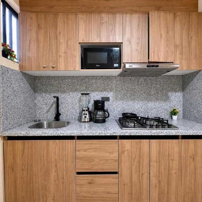 Lamar- Cuenca - Two-Bedroom Deluxe Apartment - 4