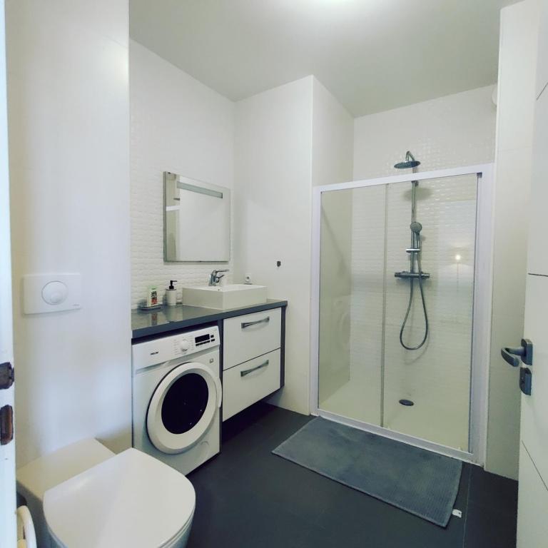 Studio with balcony beach 100m away - Studio - 8