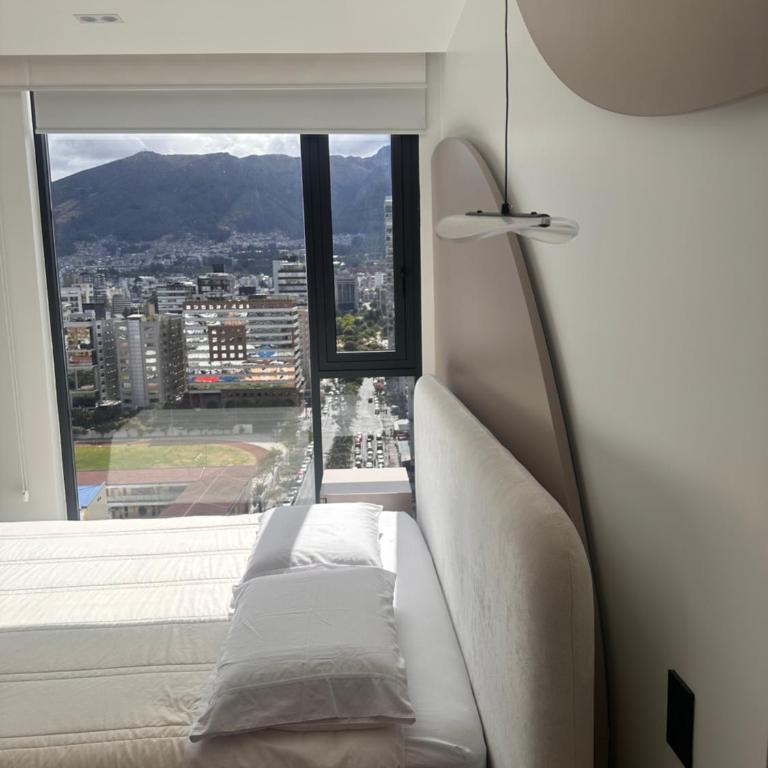 SUITE lujosa en Cielo - Balcón privado, Piscina semiolímpica, Hidromasaje ,Sauna, Gym, Juegos de mesa, Parqueadero - Apartamento de 1 dormitorio - 4
