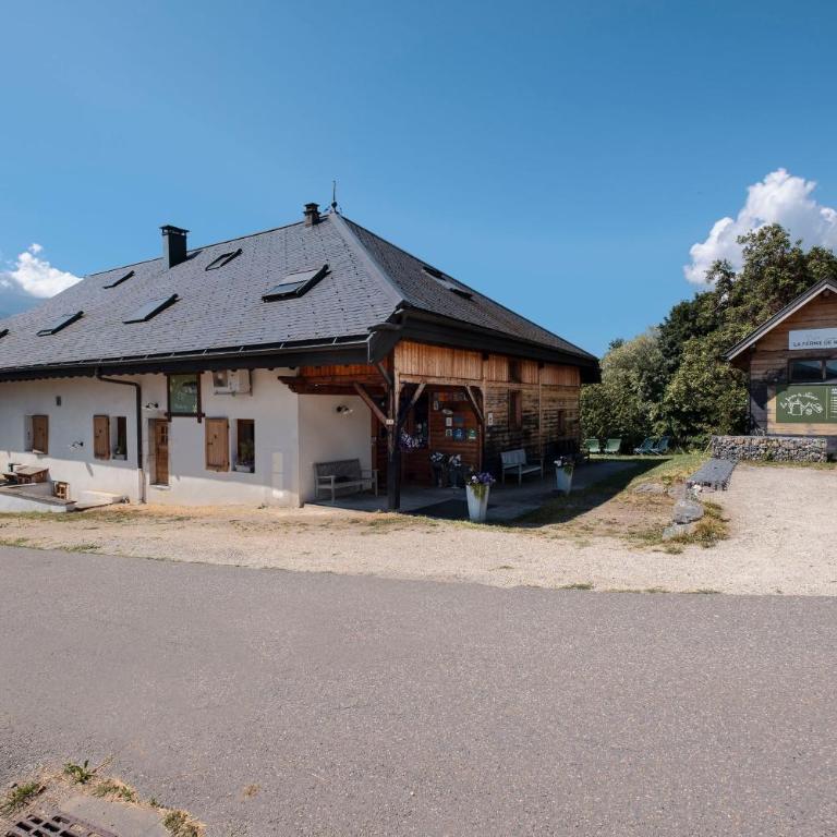 Chalet Gîte écologique de Noémie - Maison 6 Chambres - 3