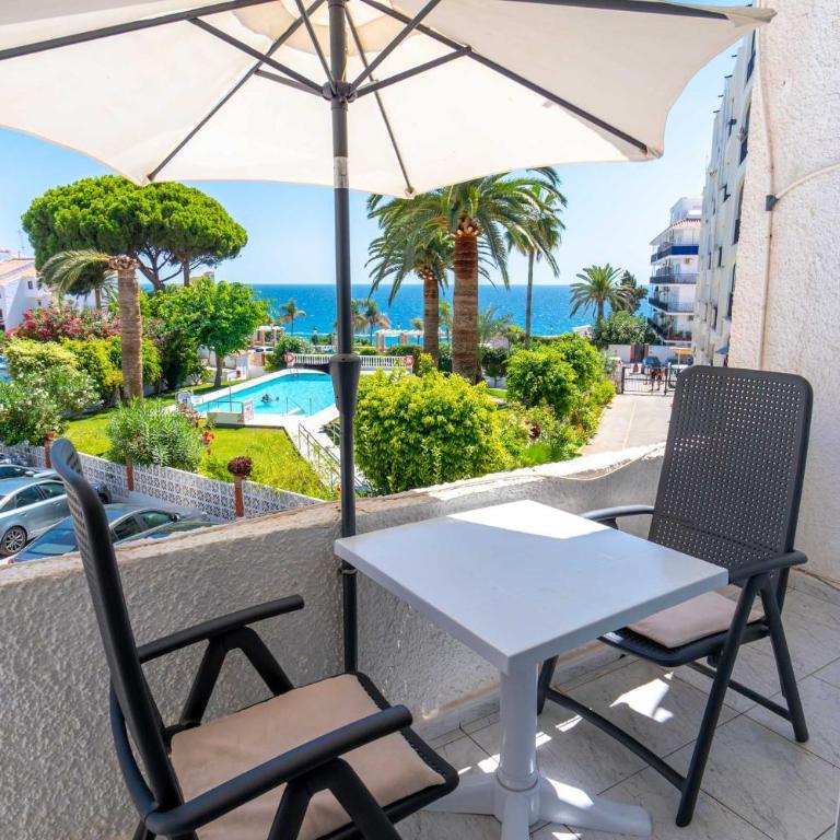 Carabeo 16 Studios Casasol - One-Bedroom Studio - 4