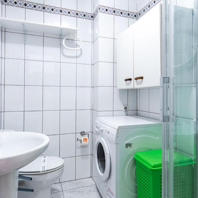 Carabeo 16 Studios Casasol - One-Bedroom Studio - 14