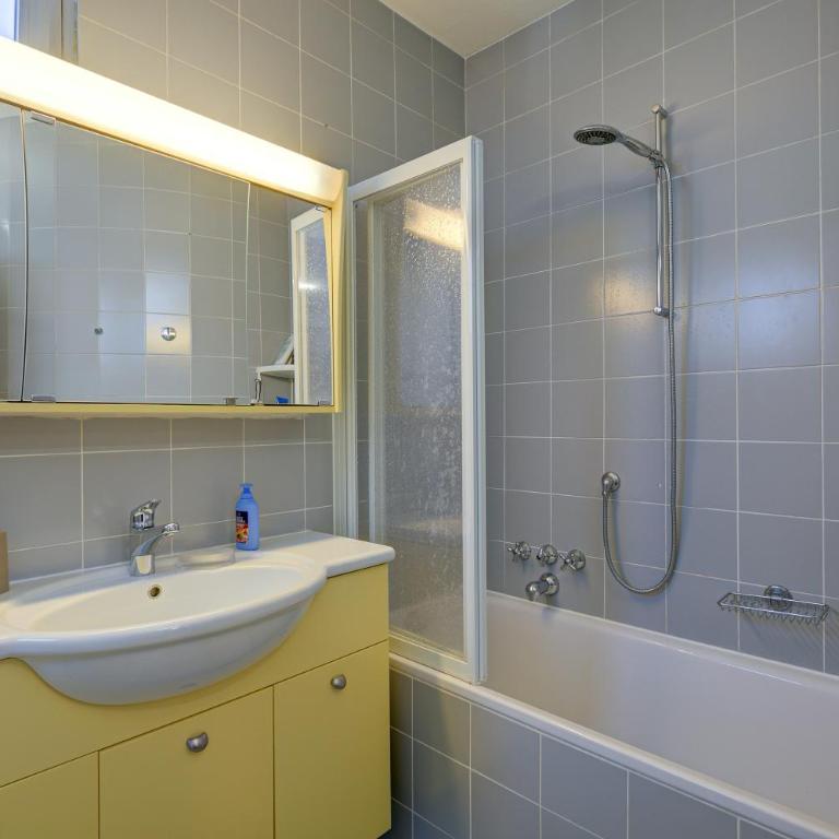 Panoramic Lugano Loft 8min walk to center - Happy Rentals - Appartamento con Vista Lago - 16