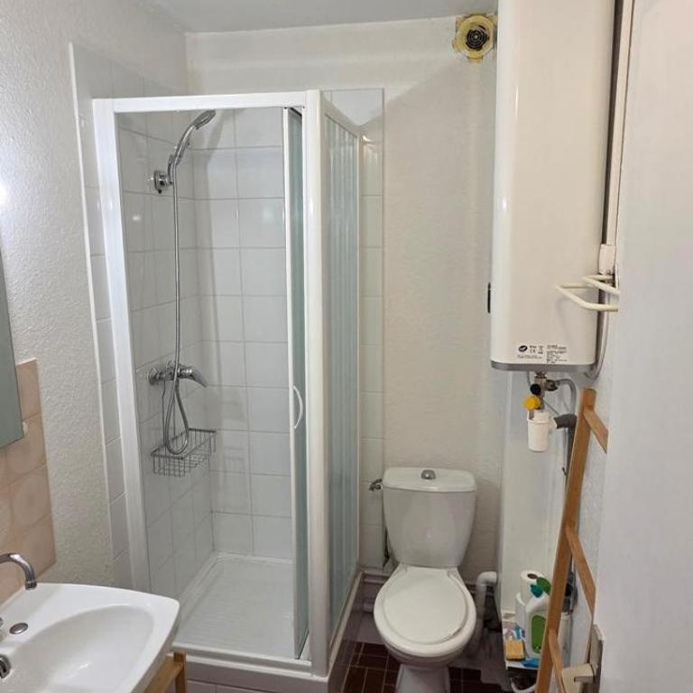 Studio meublé 17m2, Résidence calme, Face aux Thermes, Gréoux les Bains - Apartment mit 1 Schlafzimmer - 4