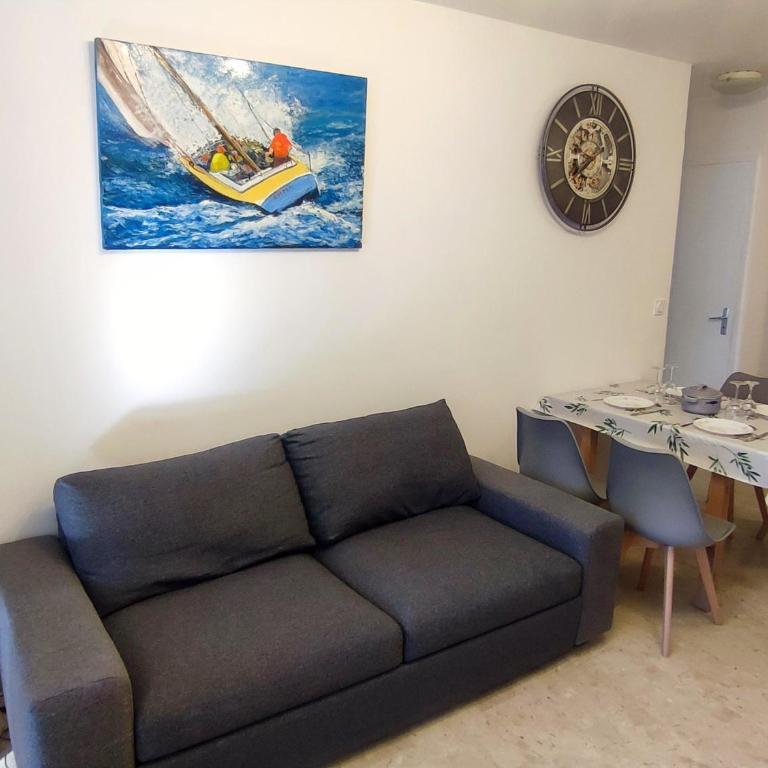 T2 cosy - terrasse vue pinède - clim - parking privé - Appartement 1 Chambre - 3