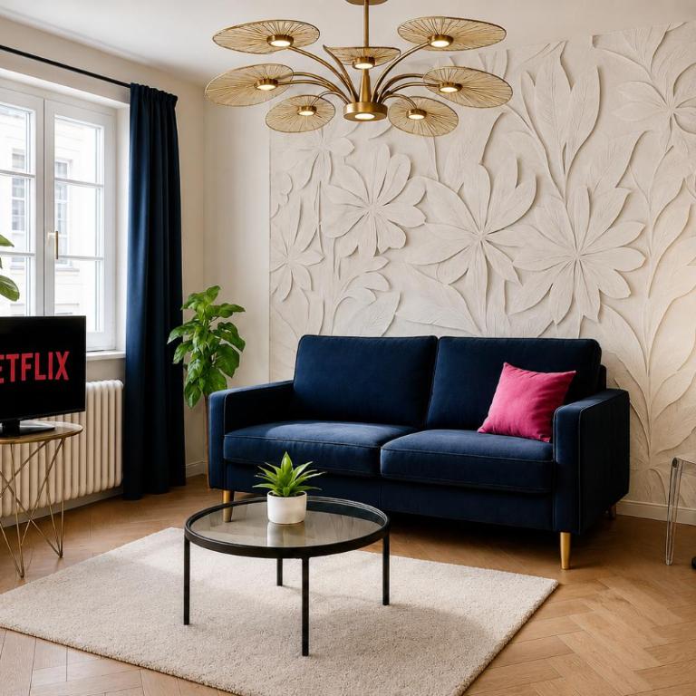 LIFE RENAISSANCE - New Concept - Place Kléber - Suite Familiale - 13