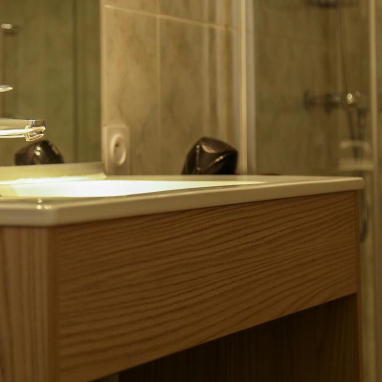 Logis Hôtel Aurélia - Chambre Double - 6