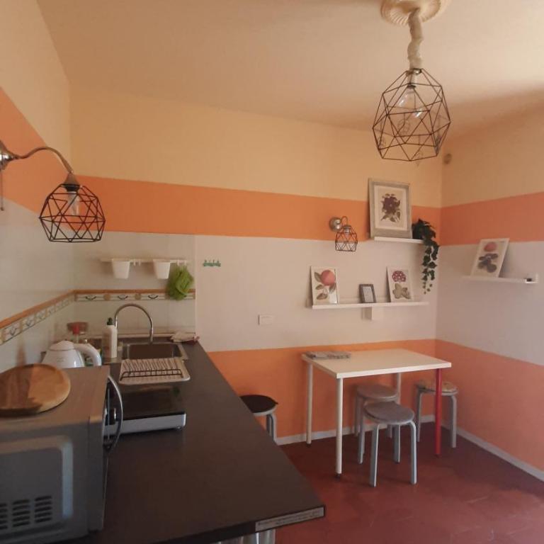 Florence, apartment with courtyard 3km from central station Z - Two-Bedroom Apartment - 2