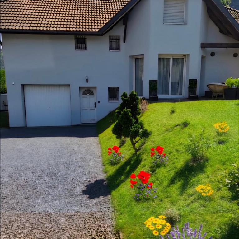Le cocon des Alpes - Villa - Vue sur Jardin - 9