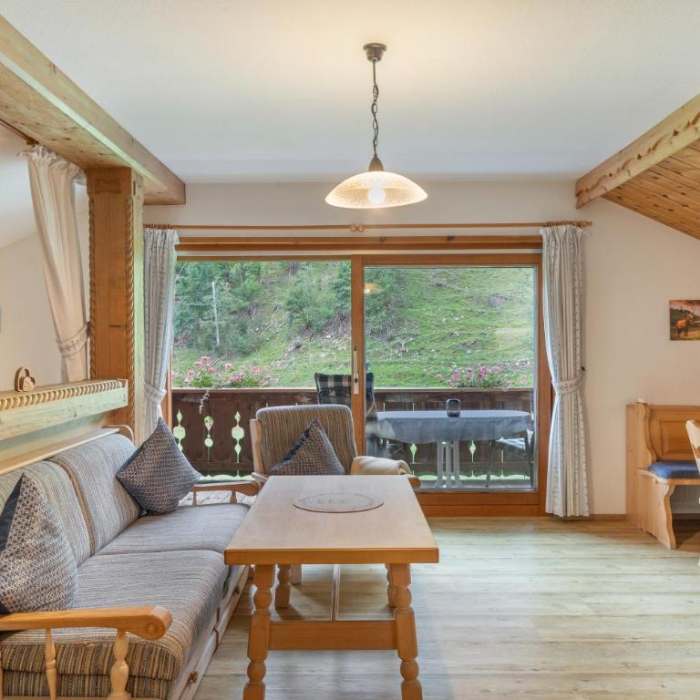 Landhaus Reiser - Superior Apartment mit 1 Schlafzimmer und Balkon - 1