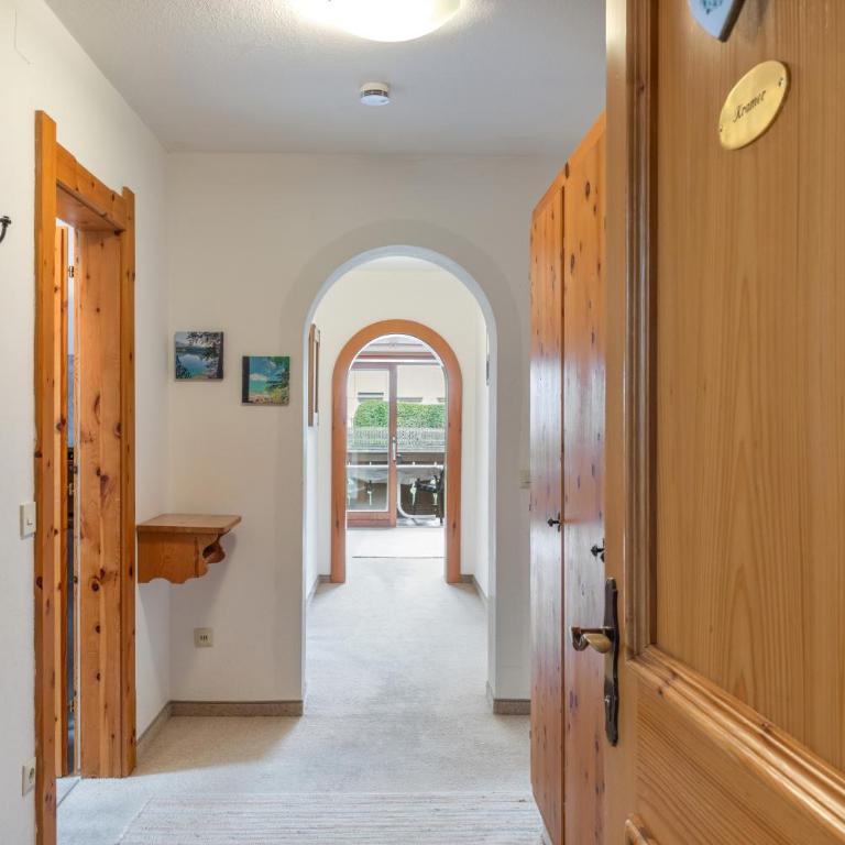 Landhaus Reiser - Deluxe Apartment mit Balkon und 2 Schlafzimmern - 33
