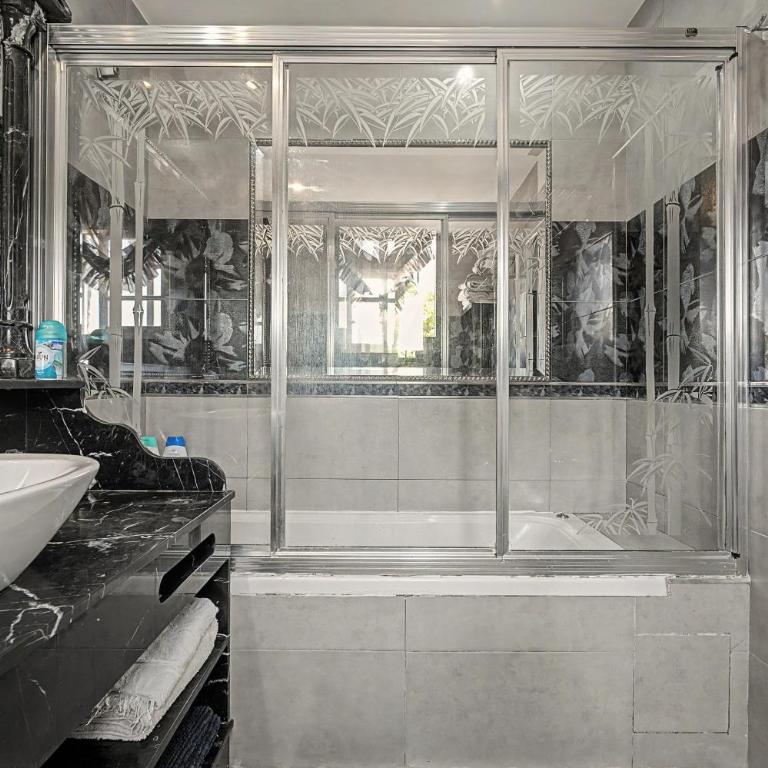 Townhouse In Playamar, Sol Y Playa - Casa - 19