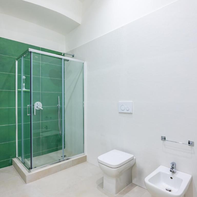 Montesanto Ventidue - Triple Room with Private Bathroom - 3