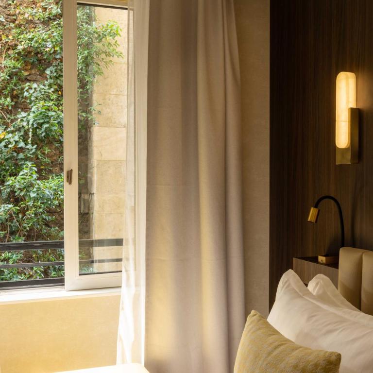 Best Western Au Trocadéro - Chambre Double Confort - 4