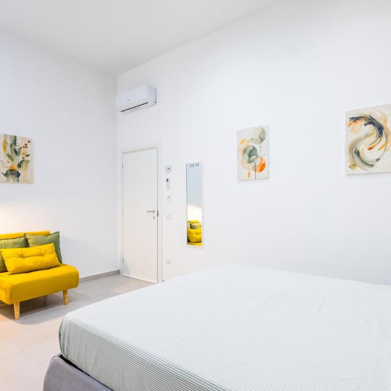 Montesanto Ventidue - Triple Room with Private Bathroom - 8